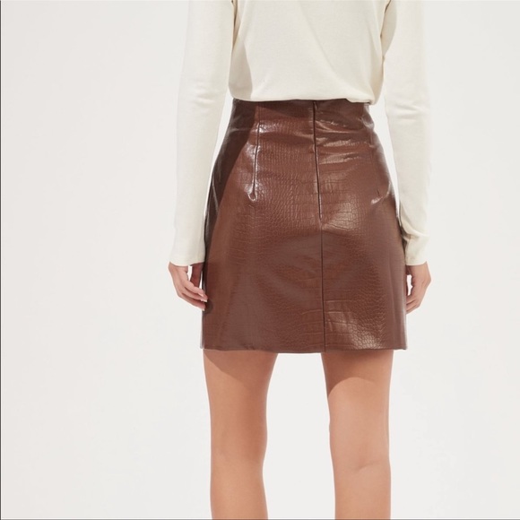 NWT ASTR Audrey Faux Leather Croc Skirt in Brown - Picture 4 of 12